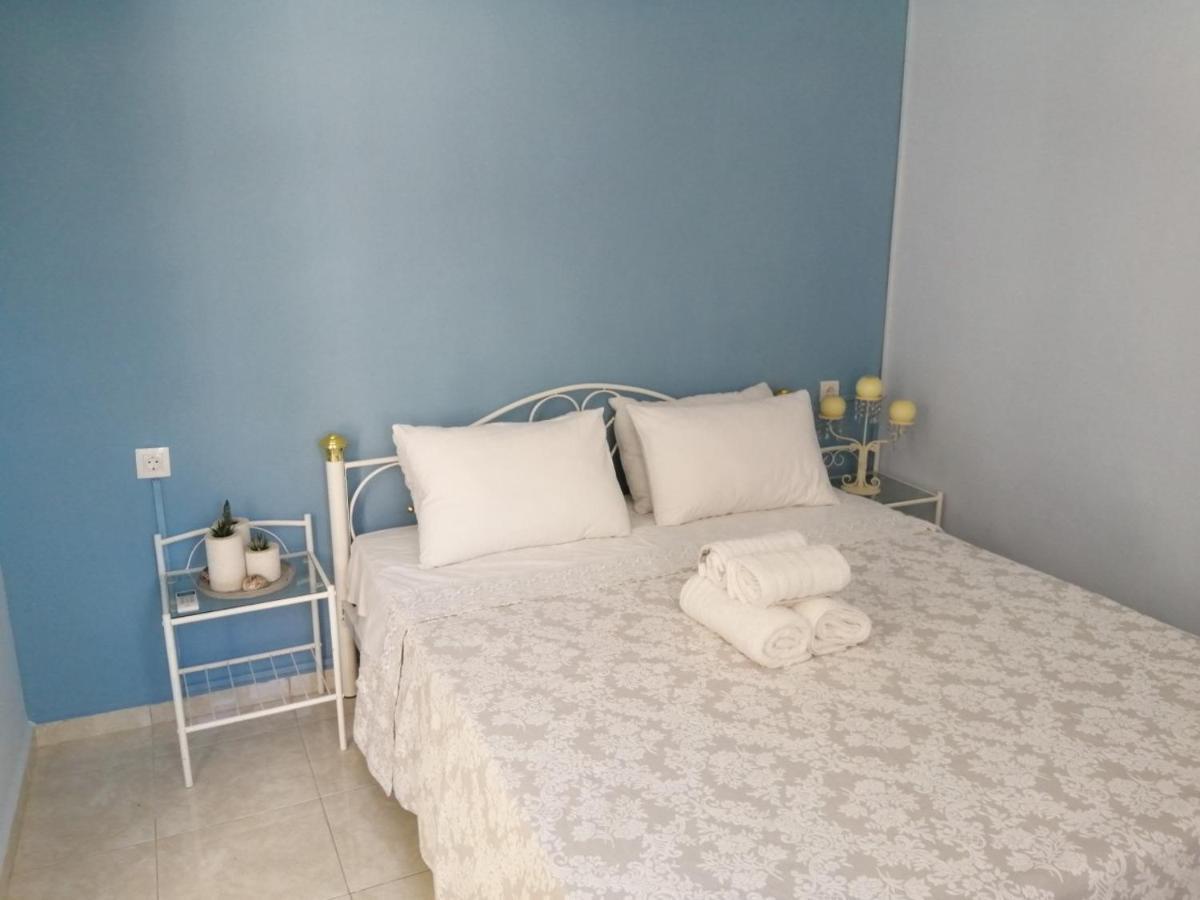 Nikoleta Apartment *