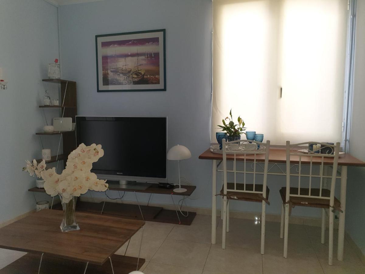 Nikoleta Apartment *